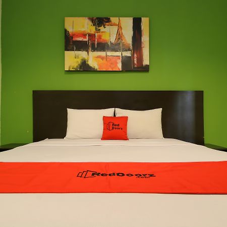 Reddoorz Plus @ Taman Siswa 2 Γιογκιακάρτα Εξωτερικό φωτογραφία