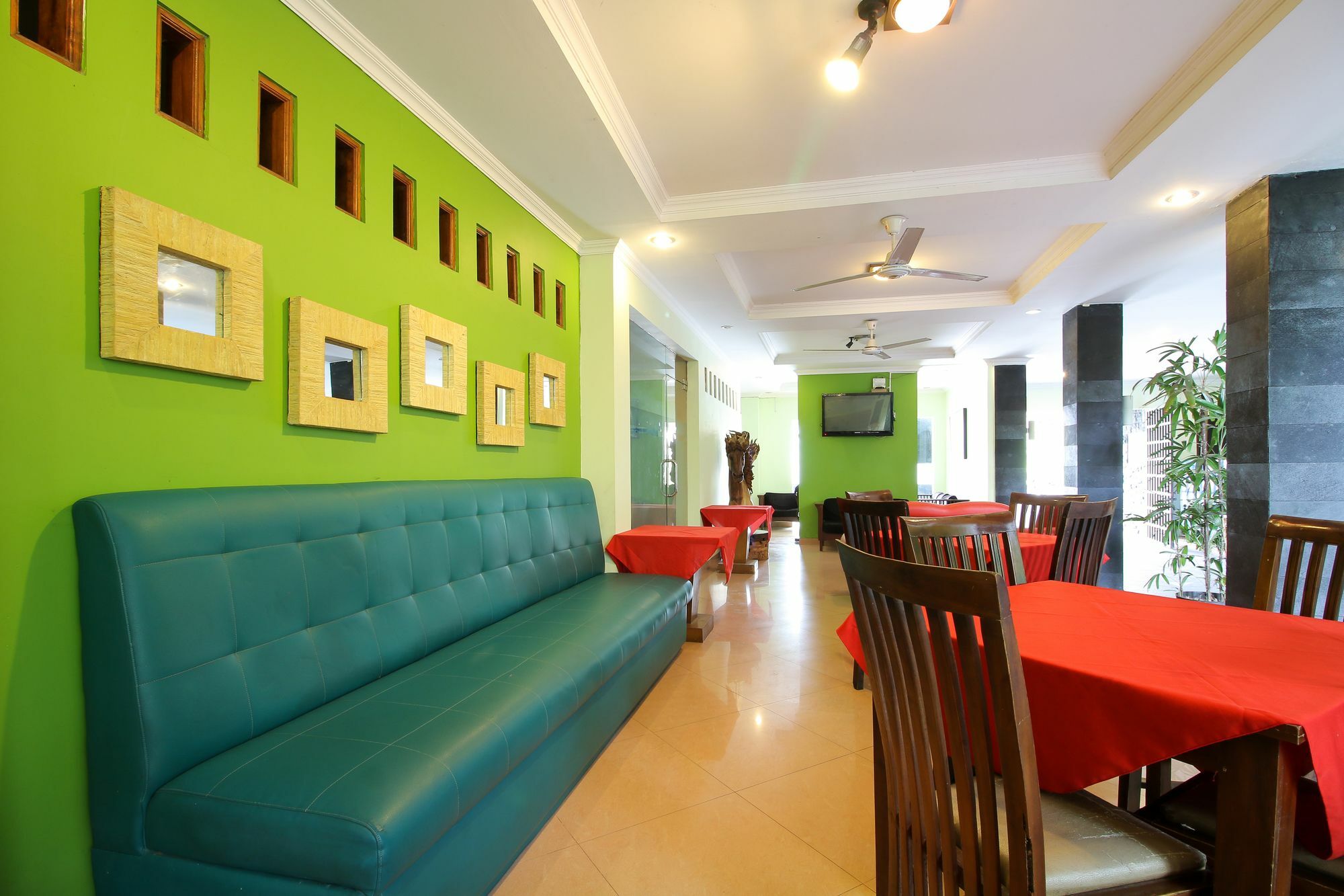 Reddoorz Plus @ Taman Siswa 2 Γιογκιακάρτα Εξωτερικό φωτογραφία
